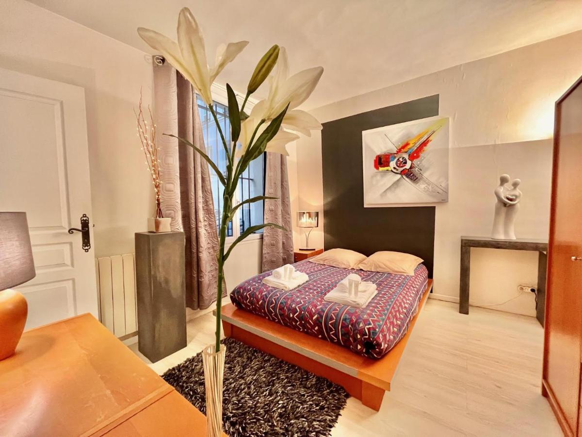 Appartement Très Bel Centre De 5/6 P / 2 Ch Paris